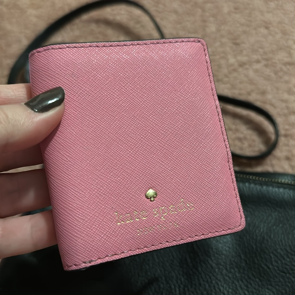 Kate Spade Wallet - Picture 9 of 10